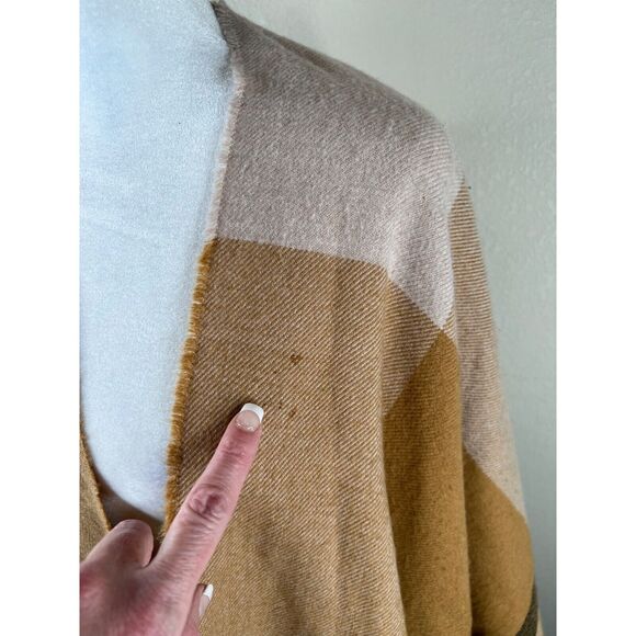 GAP Cozy Geometric Pattern Poncho Southwest Western Boho Lagenlook Fall - Picture 3 of 12